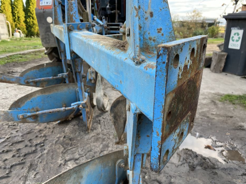 Pług 3 skibowy obrotowy lemken rabewerk frost