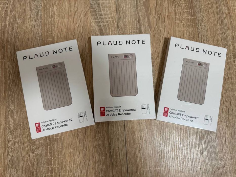 Plaud Note - starlight