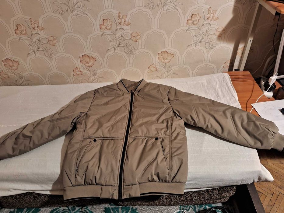 куртка чоловіча нова