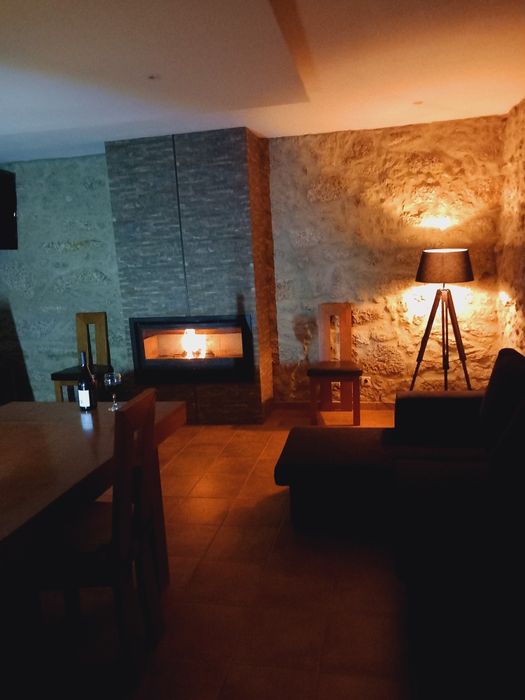 250€   Noite/  Alojamento Local
