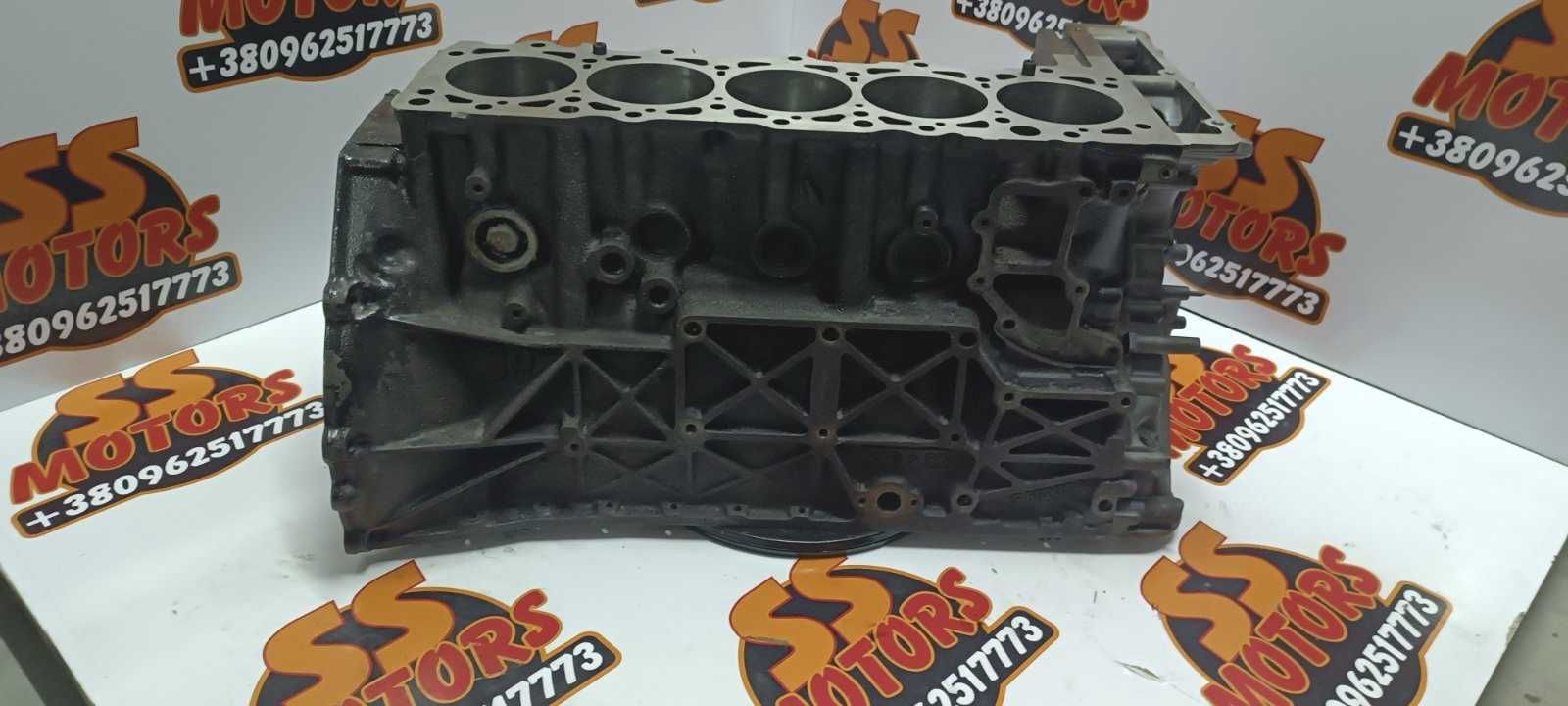 Блок двигуна  MERCEDES SPRINTER 2.9 TDI 95-20 OM 602  89,5