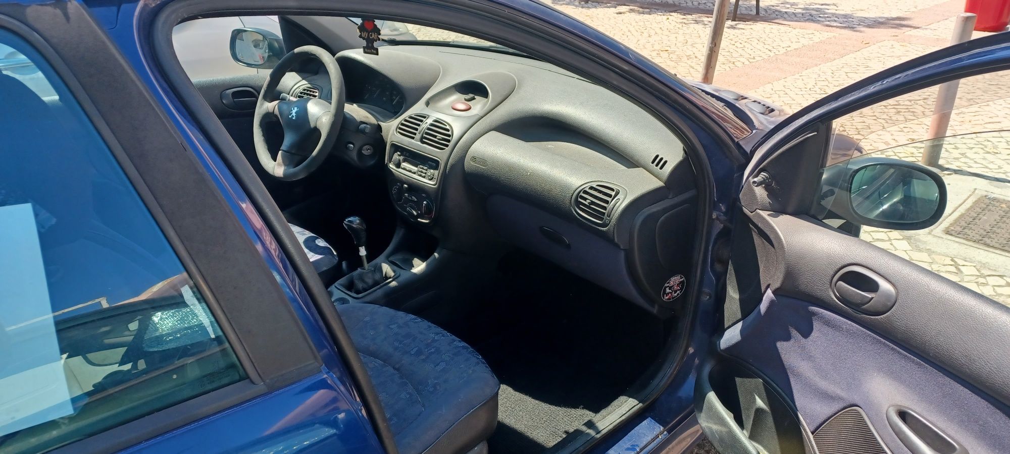 Peugeut 206 do ano 2000