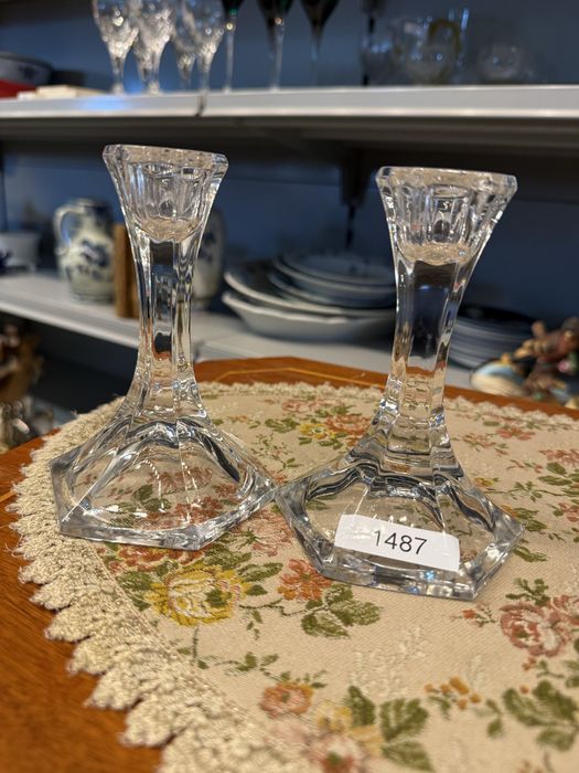 Para dwie sztuki szklane świeczniki wysokie na nodze dekoracja 1487