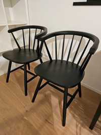 Krzesła drewniane czarne, marka westwing, 2 szt.