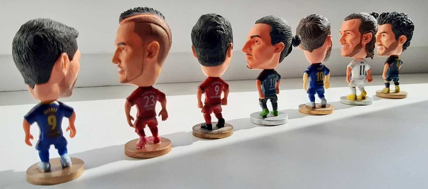 Figurki pilkarze Messi, Lewandowski, Bale