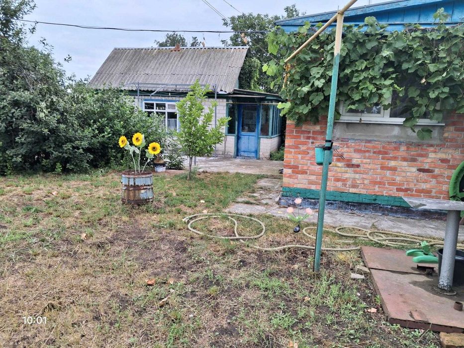 Продаж гарного будинку у с. Лозівок.