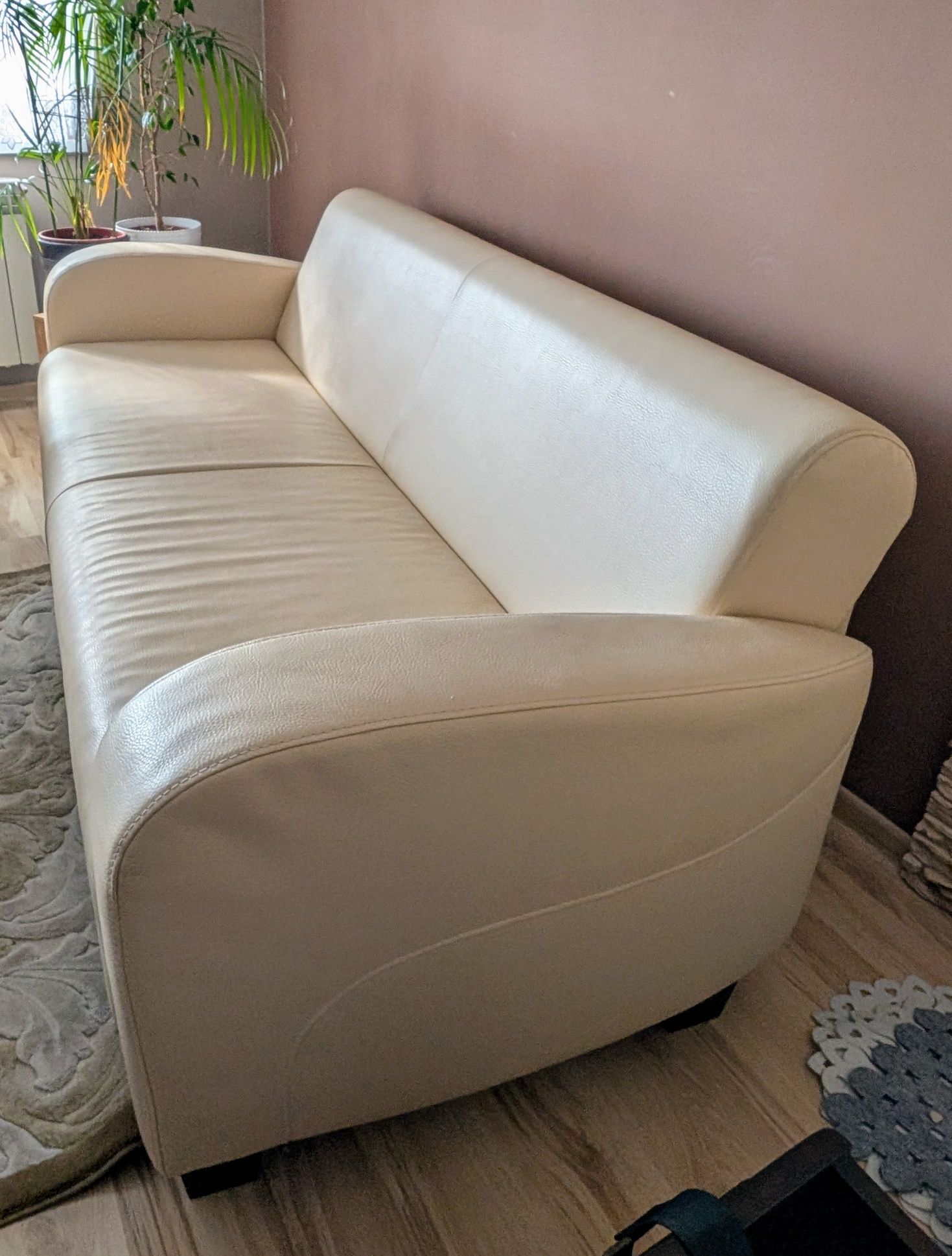 Elegancki Zestaw wypoczynkowy Sofa 3 i sofa 2 os. i puf Gala Ekoskóra