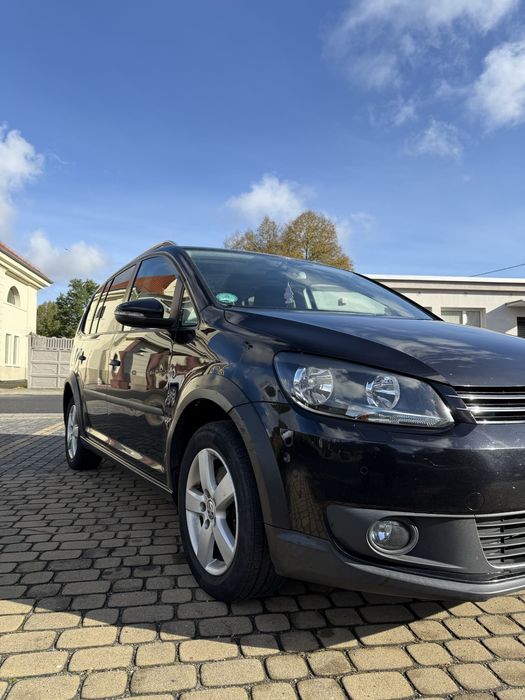 Vw touran cross 2015r bogate wyposazenie/sam parkuje, 7 osobowy