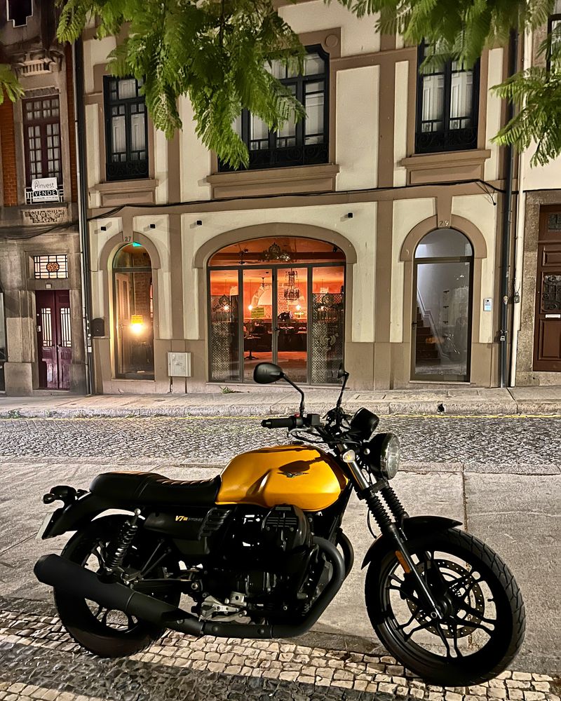 Moto Guzzi V7 III Stone - 2017