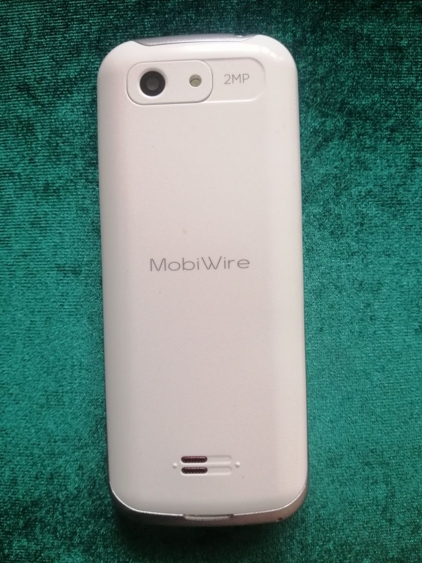 Мобильный кнопочный телефон Mobil Wire