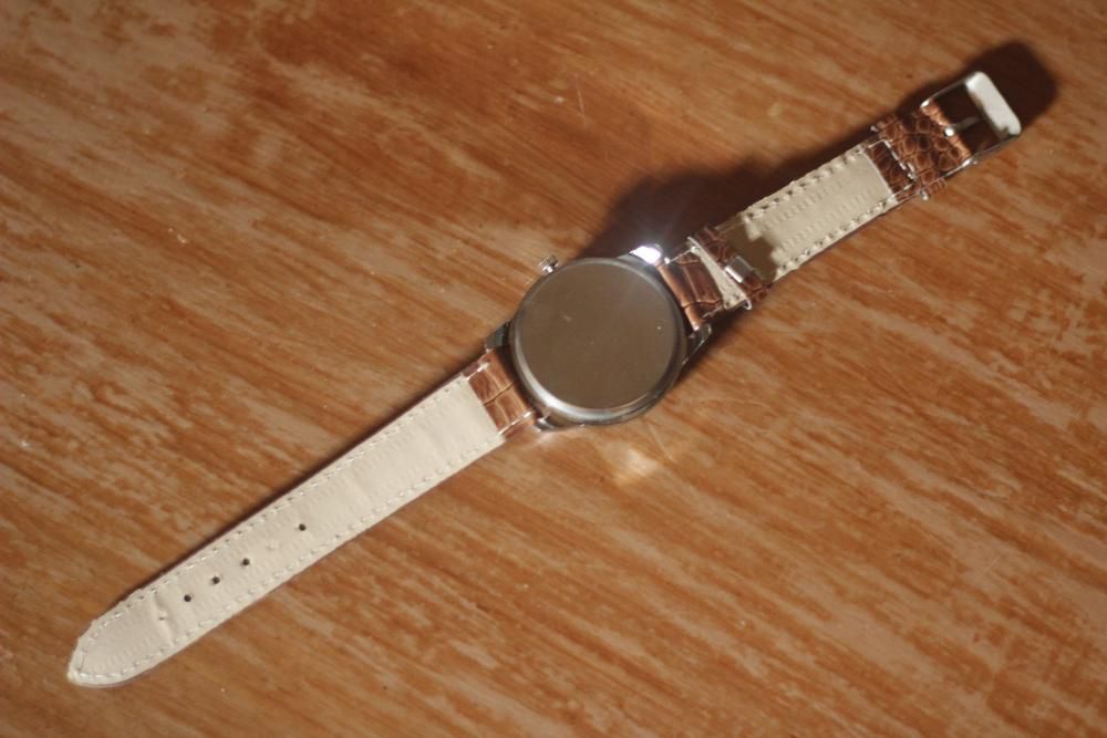 Relógio Unisexo Gerryda c/ bracelete em couro Castanho (NOVO)