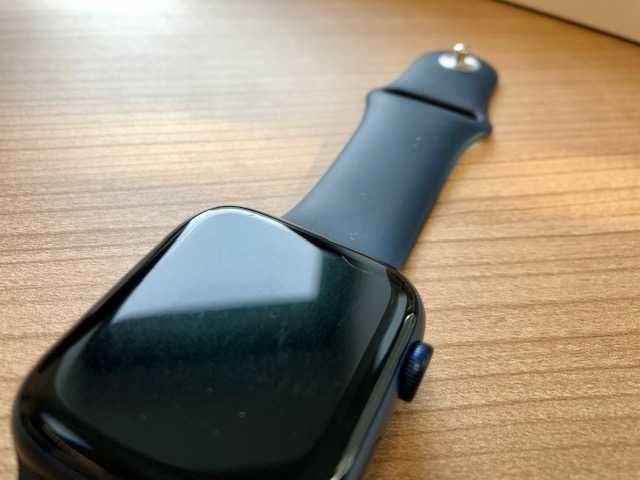 Sprzedam Apple Watch Series 6 40mm GPS aluminium w kolorze niebieskim