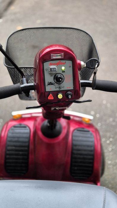 Електричнийе скутер(Інклюзивний)