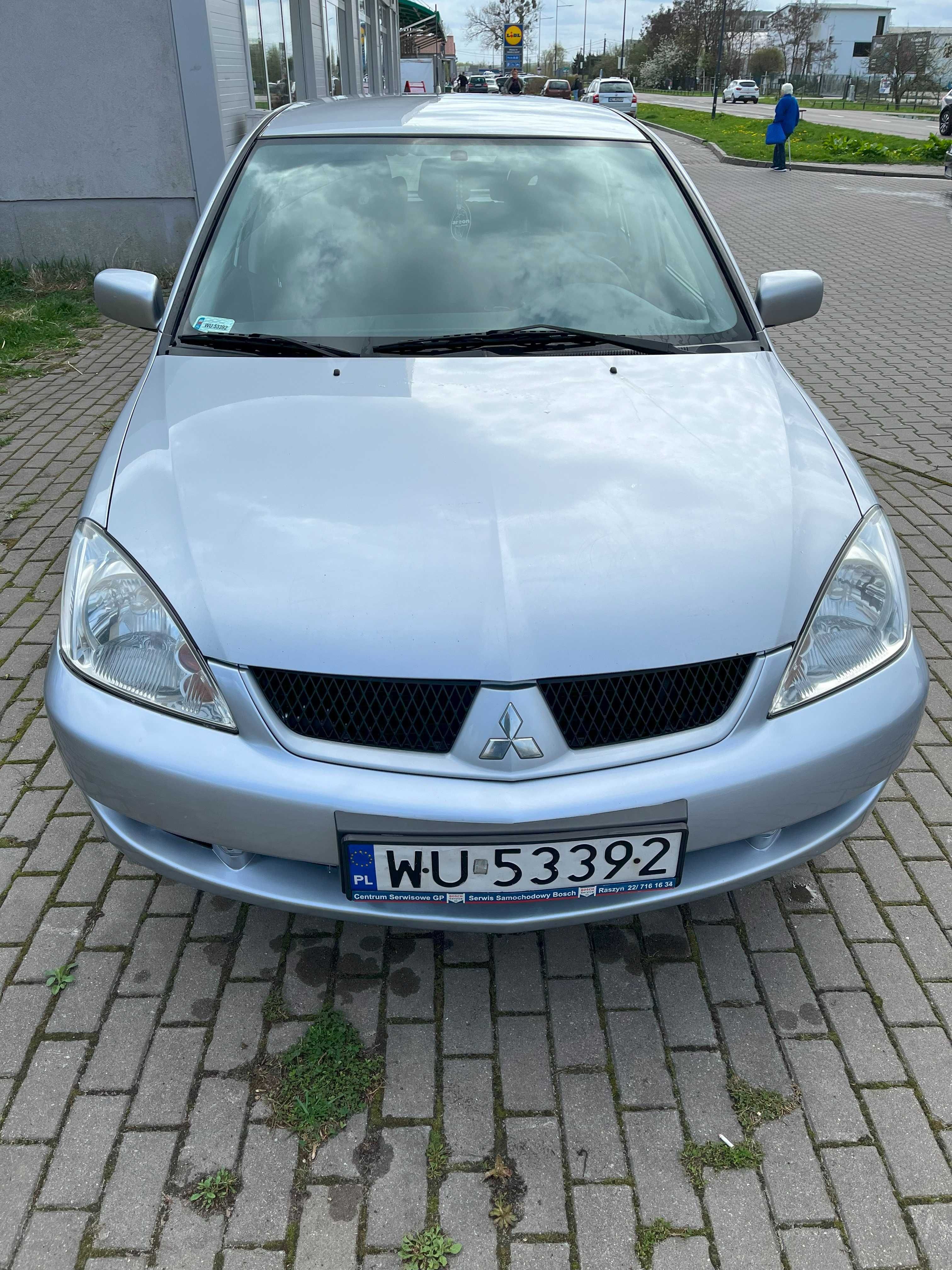 Mitsubishi Lancer Kombi 1584 cm³ / 98 KM 16V 2007 rok