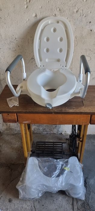 Toaletka, sedes dla osoby starszej, niesprawnej, albo sprawnej.