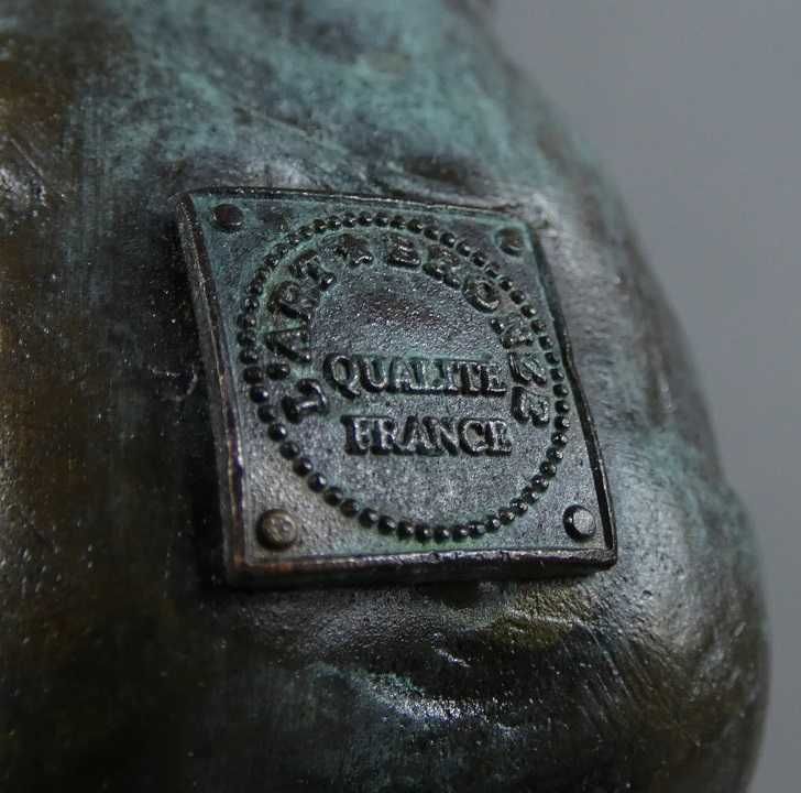 Kobieta w sukni dziewczyna BRĄZ figura RZEŹBA sygnowana MILO pieczęć