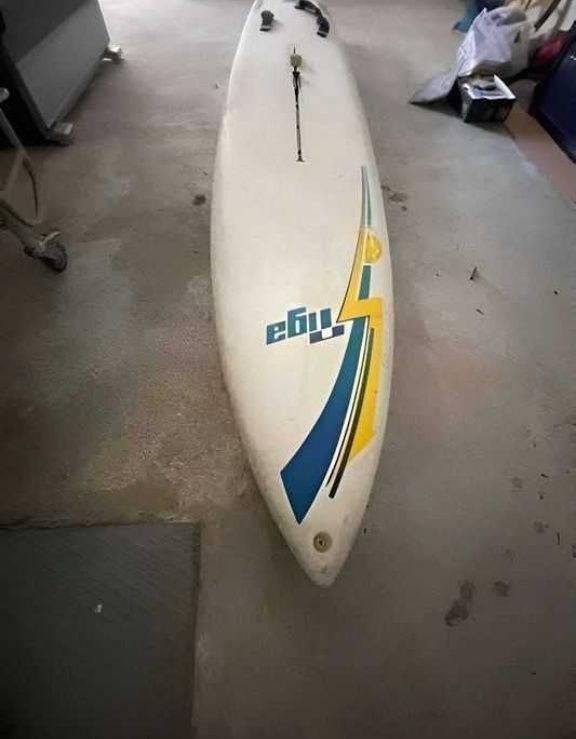 Vendo prancha de windsurf em bom estado