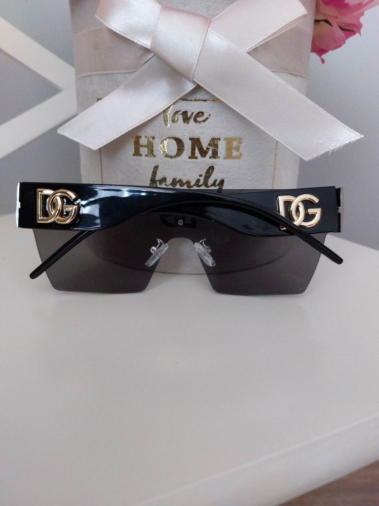 Dolce & Gabbana okulary przeciwsłoneczne czarne ciemne duże DG