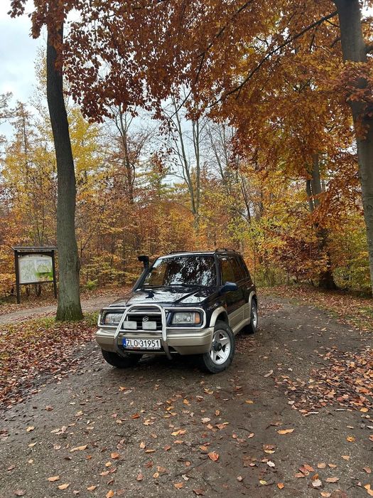 Suzuki Vitara Suzuki Vitara V6 2.0 24V – 1997 r. – 4D – benzyna – 4x4 – 307 tys. km