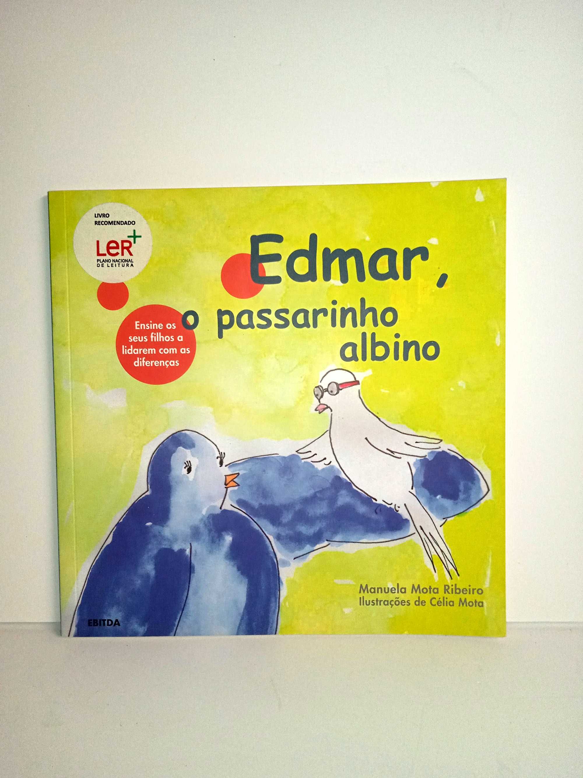 Edmar, o passarinho albino