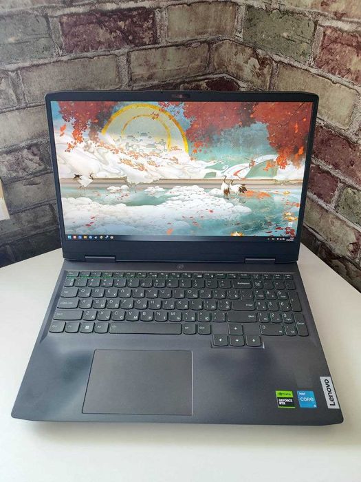 Lenovo LOQ i5-12450H / 4060m 8gb / 32 ram / 512 gb