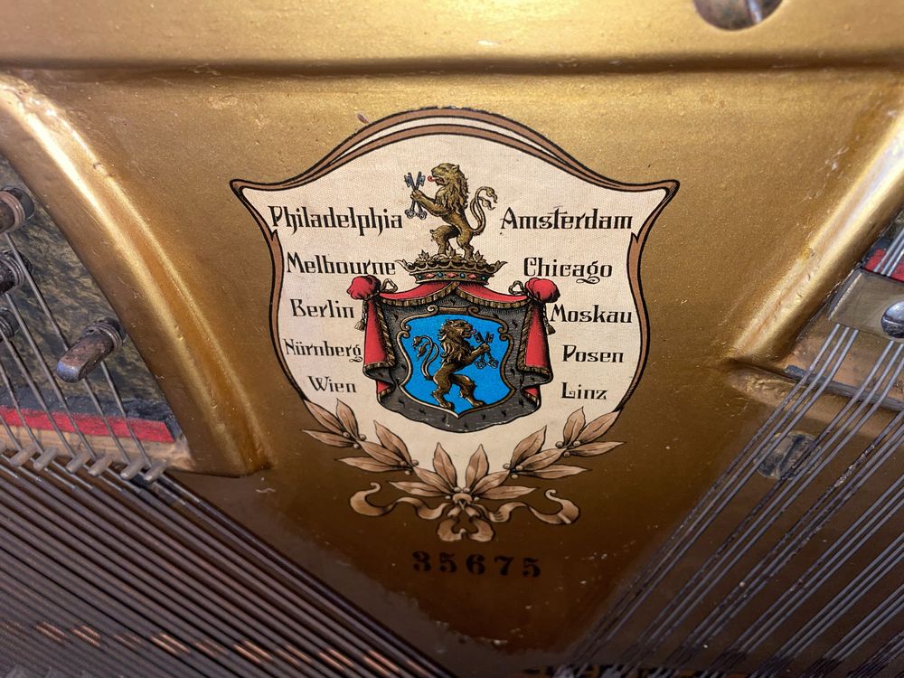 Pianino Ed Seiler.