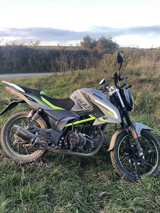 Продам або обміняю на авто мотоцикл мустанг 250 9r