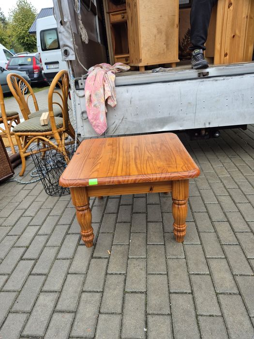 Kwadratowa lawa sosnowa