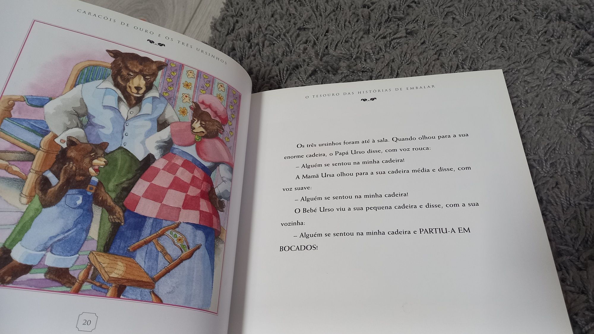 Livro infantil de Histórias Clássicas