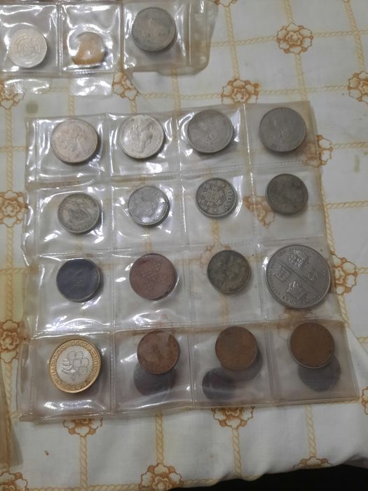 Moedas de Escudo Antigas e Outras