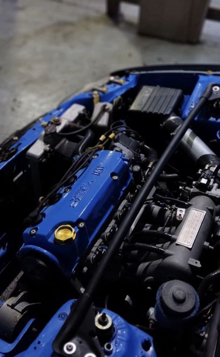 Honda Civic EG Vtec com bastante material