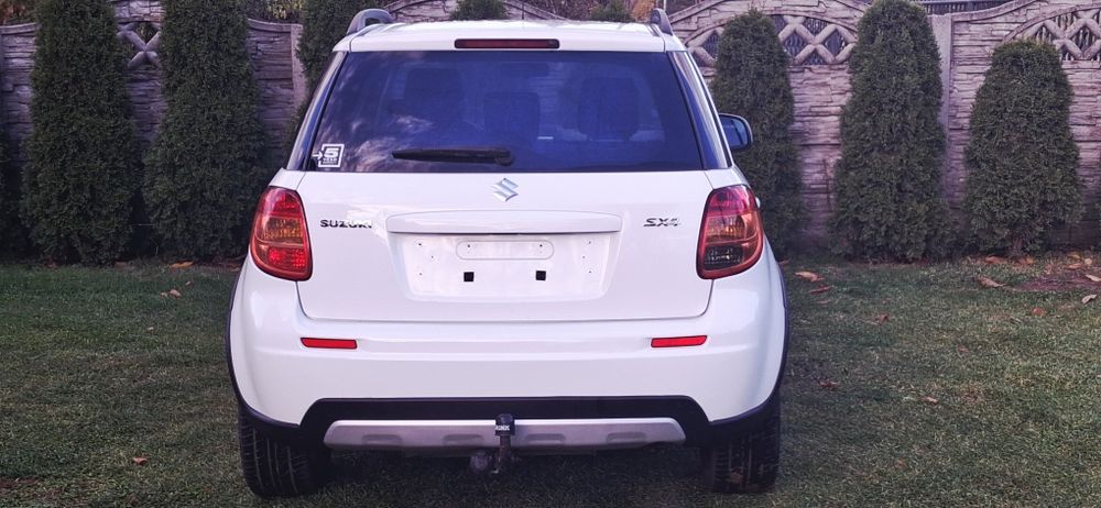 Suzuki Sx4 2012 Benzyna  Bezwypadkowy