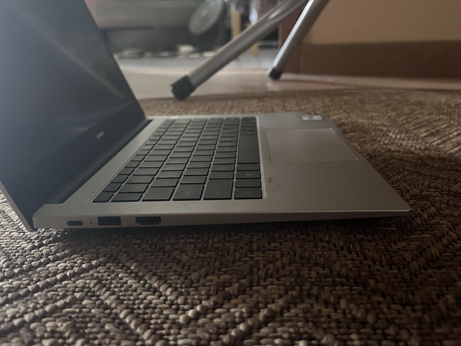 Huawei matebook d14 srebrny