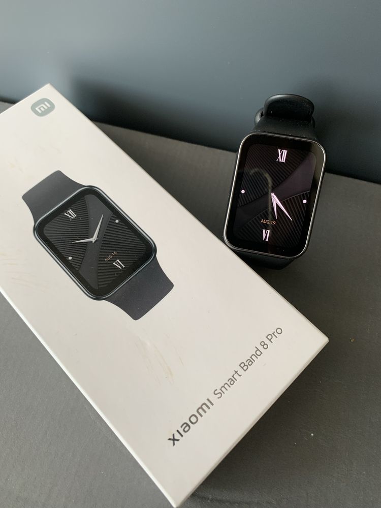 Фітнес-браслет Xiaomi Smart Band 8 Pro