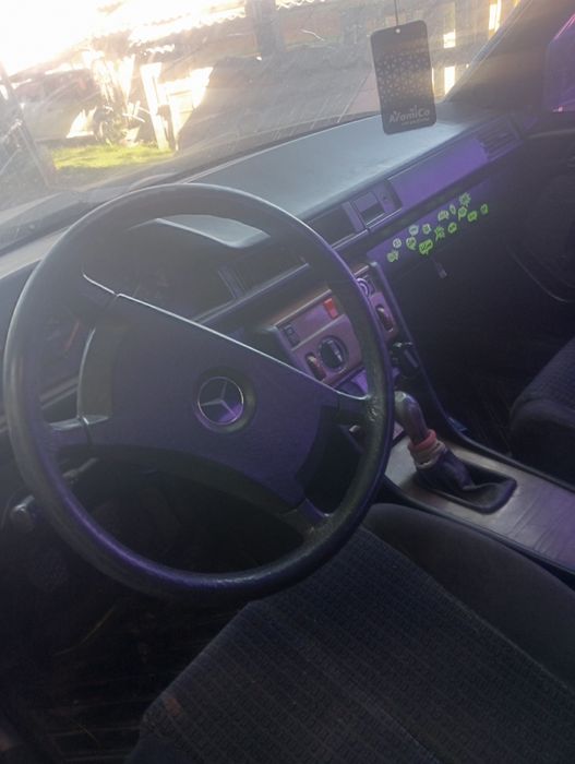 Продам або обміняю на друге авто  Мерседес 124 газ бензин 2.3 не на хо