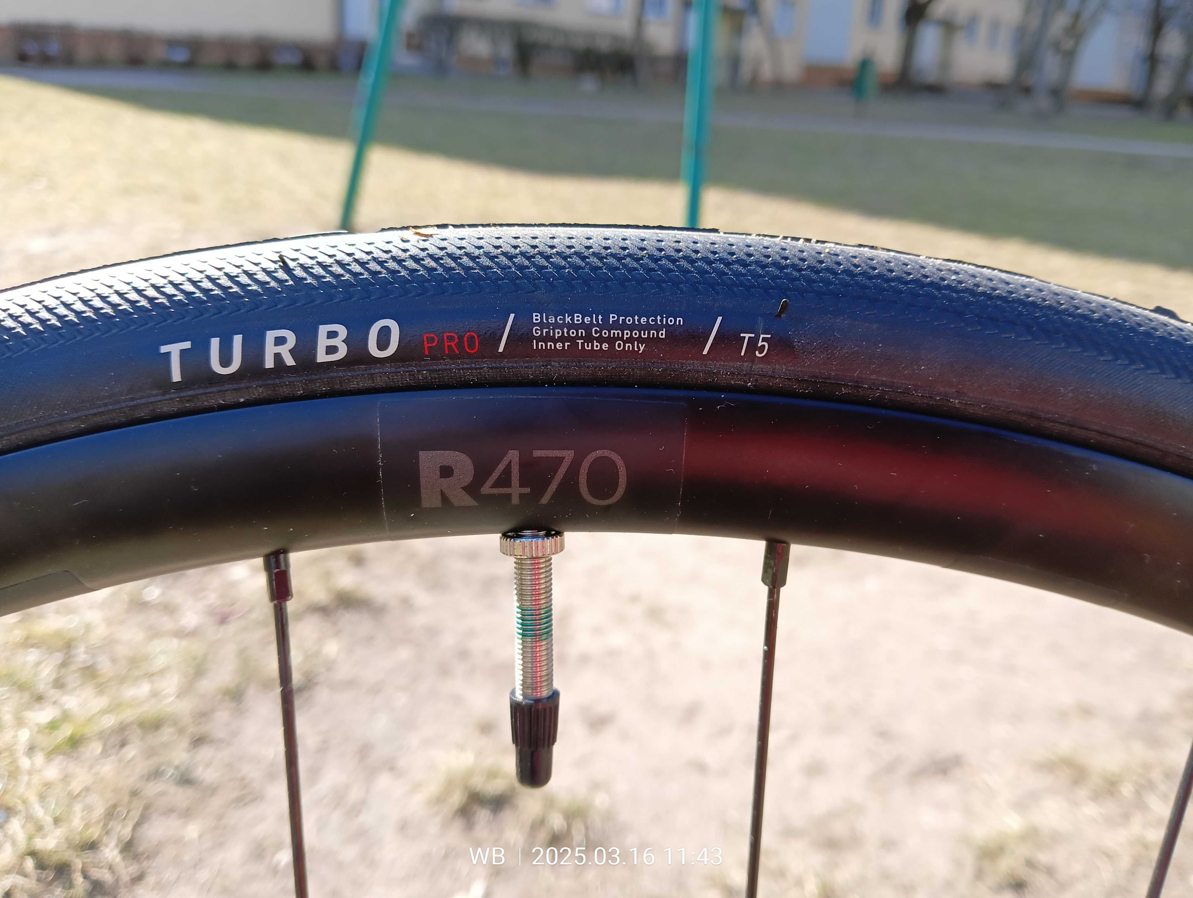 Specialized Tarmac SL6 Sport, nowe Shimano 105 Di2