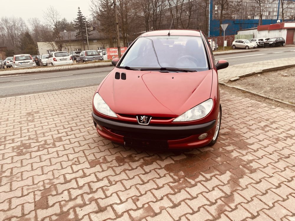 peugeot 206 1,4 kliatyzacja alusy zadbany