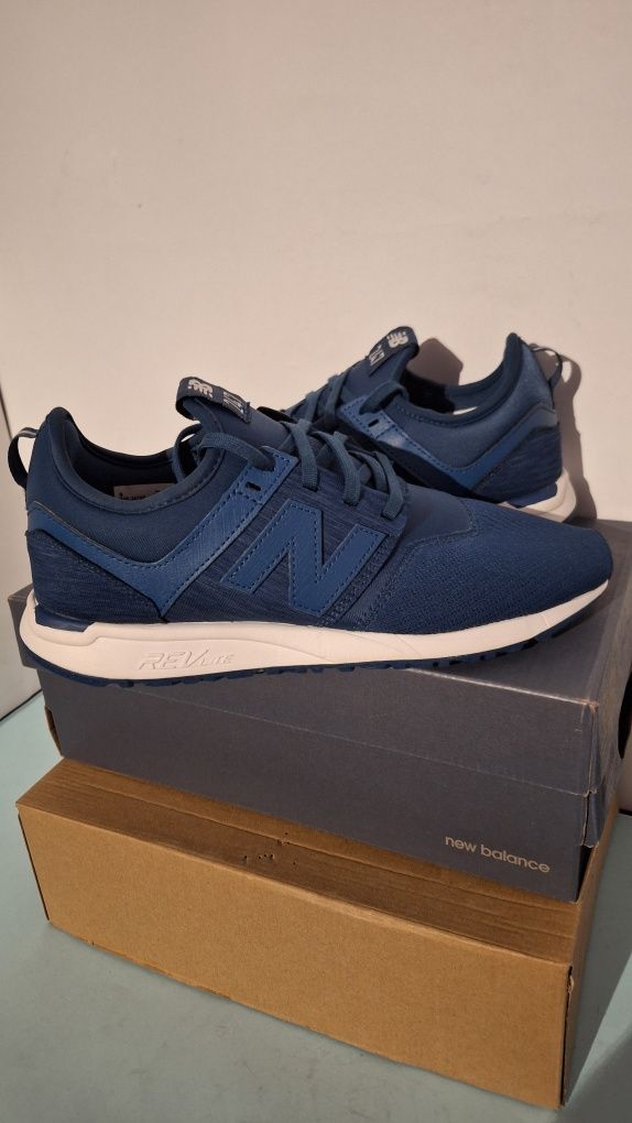 Buty sportowe New Balance modny kolor  rozmiar 40.5 / wkładka 26 cm
