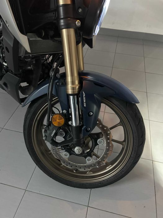 Honda CB125R - 2021