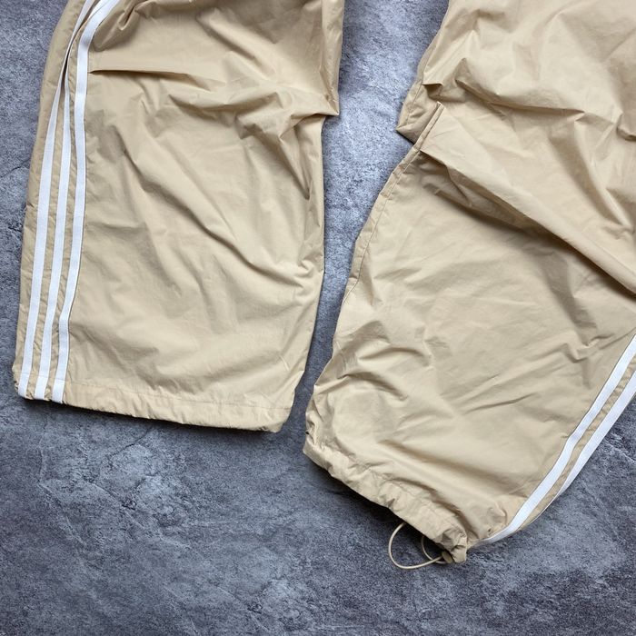 ADIDAS спортивні жіночі нові штани адідас IY7252 M розмір