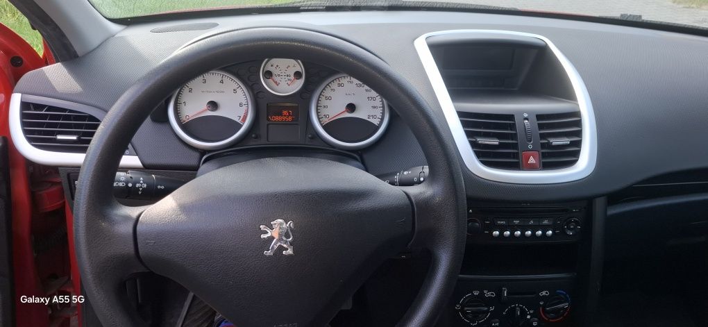 Peugot 207 1.4 86 tys km