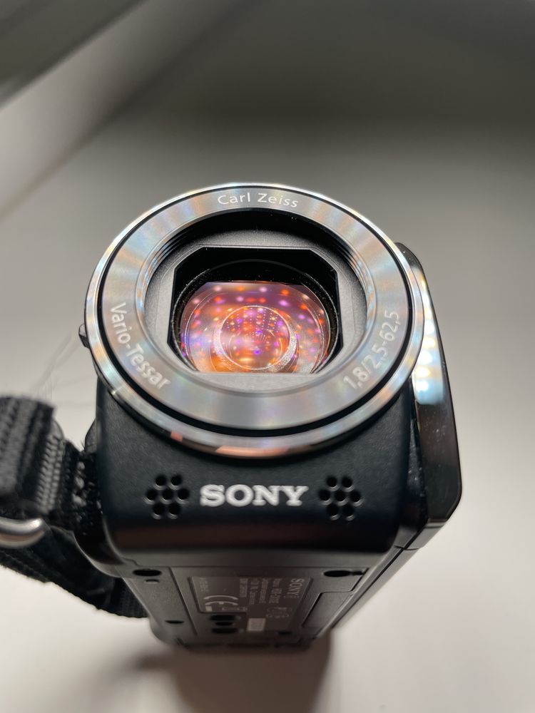 Відеокамера Sony HDR-CX110E