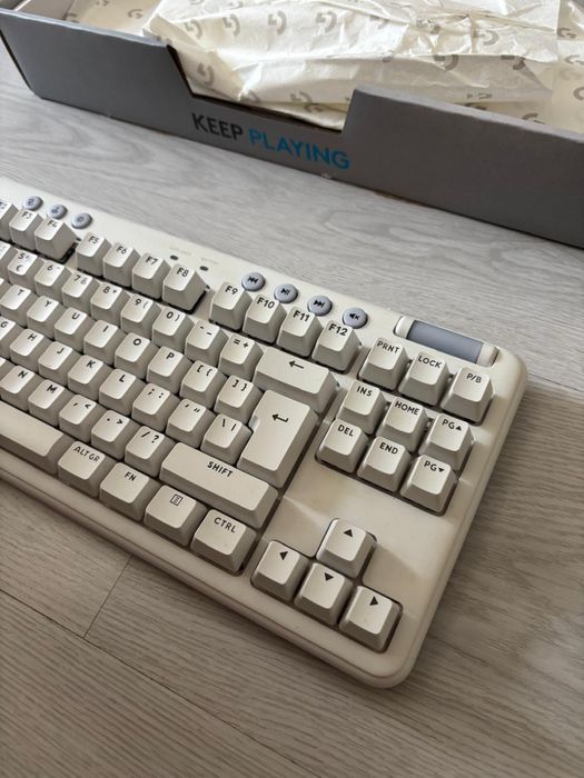 Logitech G715 RGB Wireless Mechanical, teclado mecânico TKL