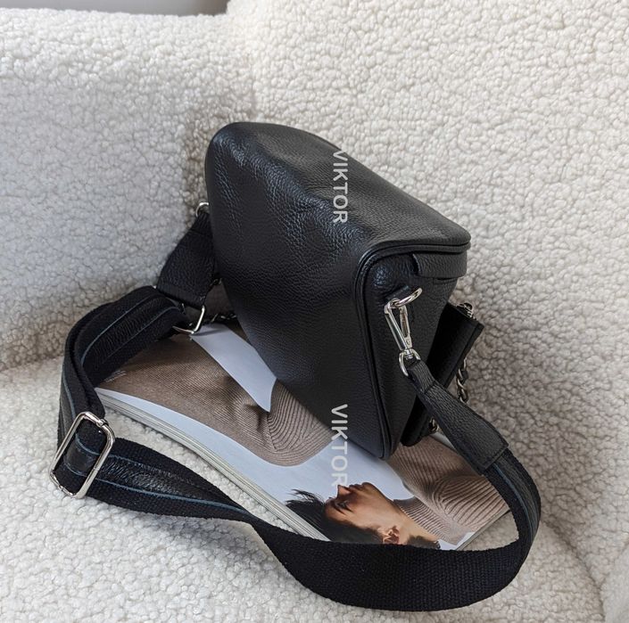 Женская кожаная итальянская сумка бананка с карманом. Шкіряна сумка