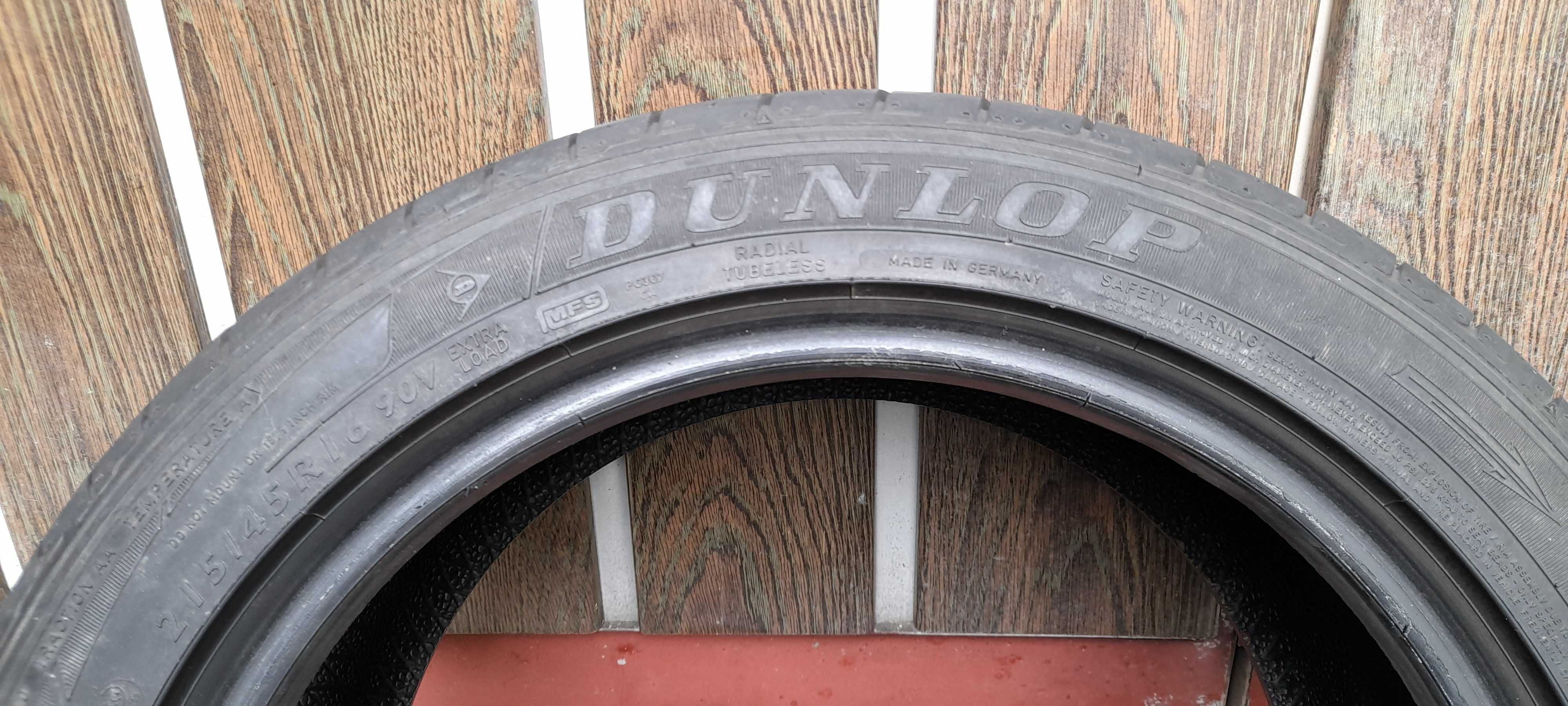Opony letnie Dunlop  215/45 R16  90V