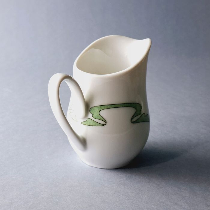 hutschenreuther piękny mlecznik porcelanowy dzbanuszek