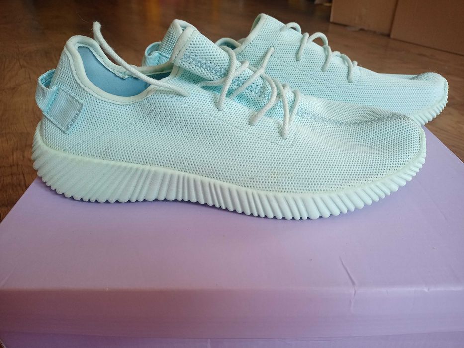 VICES buty sportowe trampki joging  HYACINTHE miętowe r.41  C.P.1