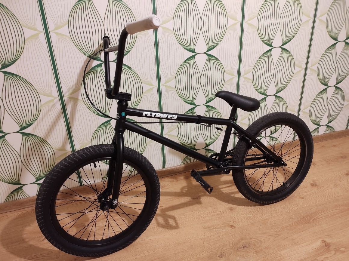 Rower BMX Flybikes Proton wersja Flat Black 2017