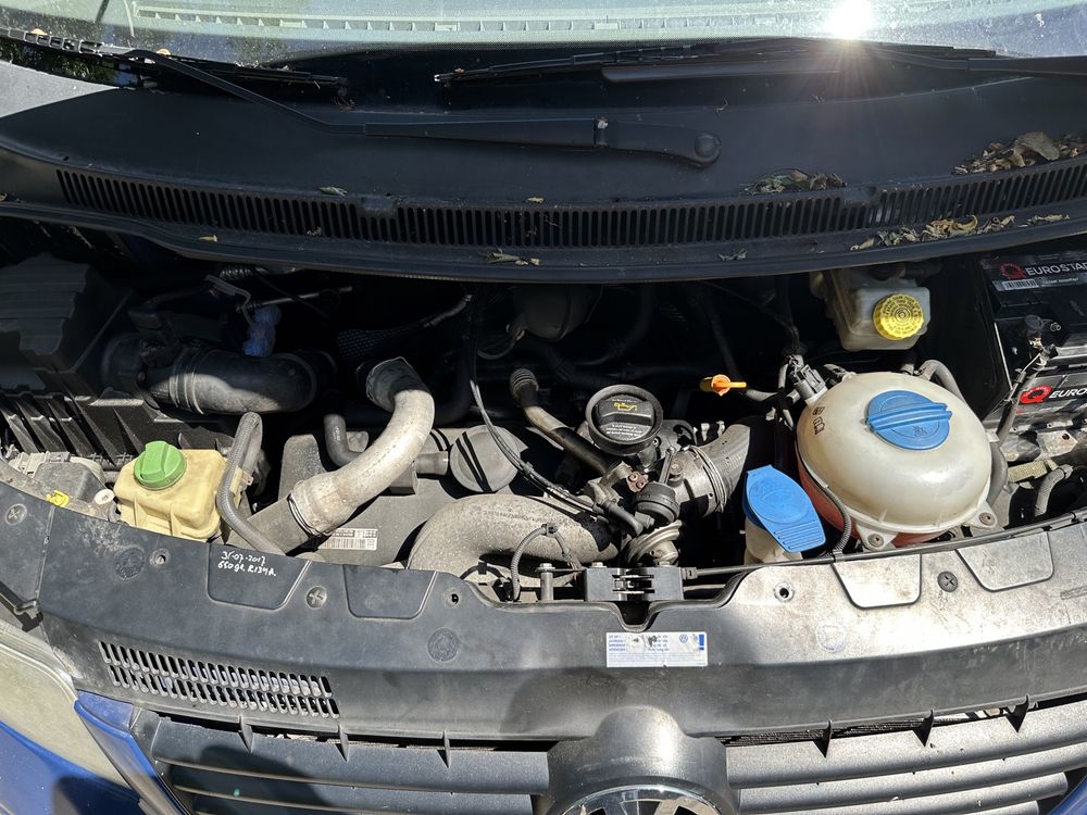 Silnik VW T5 2.5 TDI  AXD