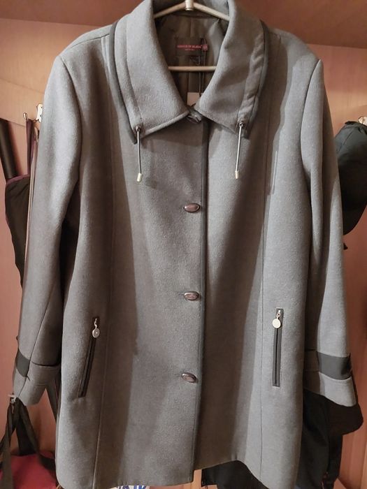 Куртка (плащ, плащик)